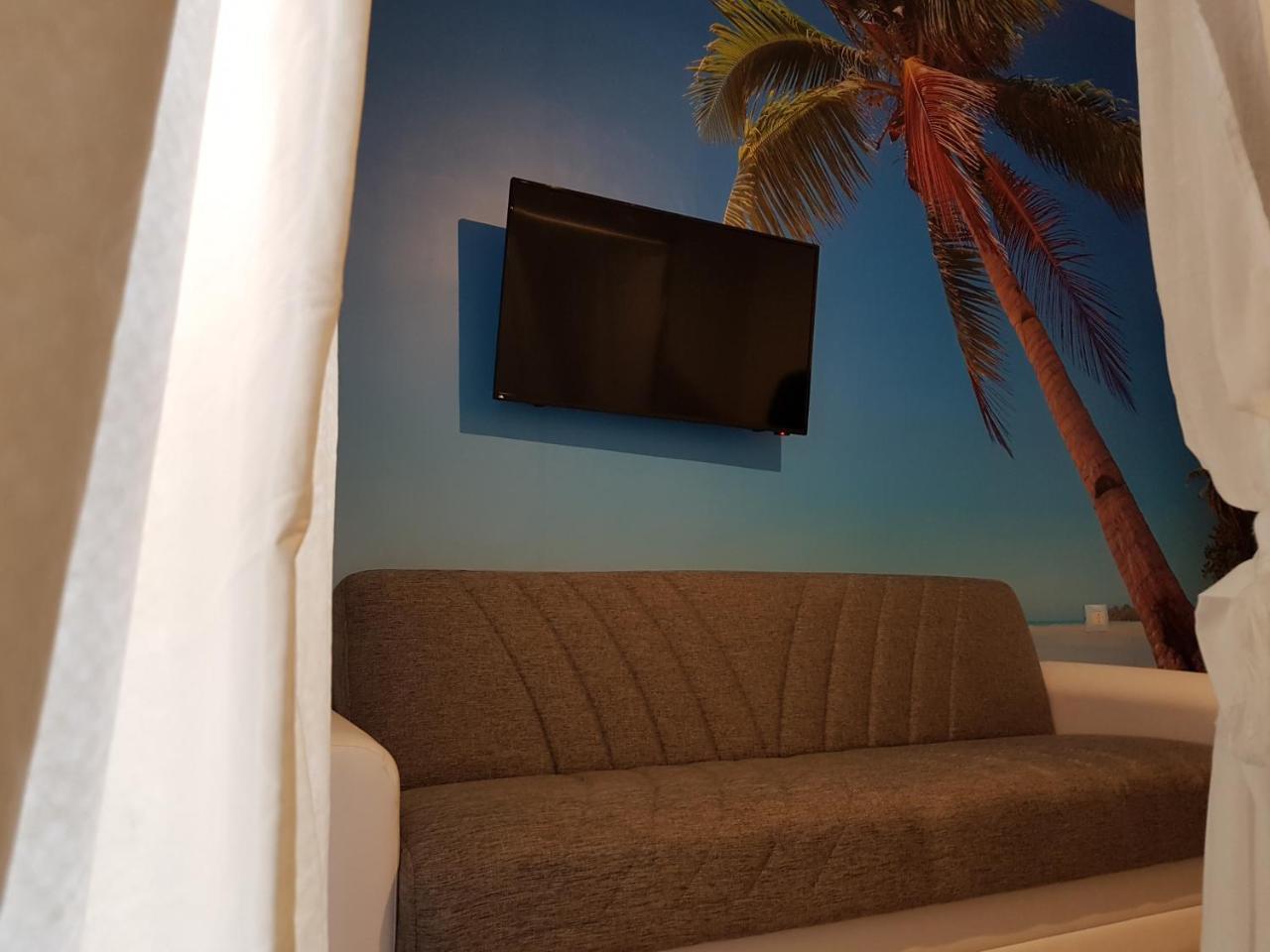 Bed Rho Stazione Bed & Breakfast Ngoại thất bức ảnh