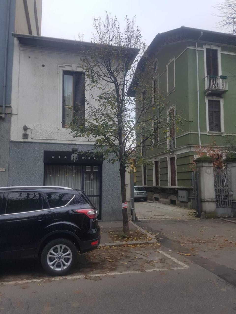 Bed Rho Stazione Bed & Breakfast Ngoại thất bức ảnh